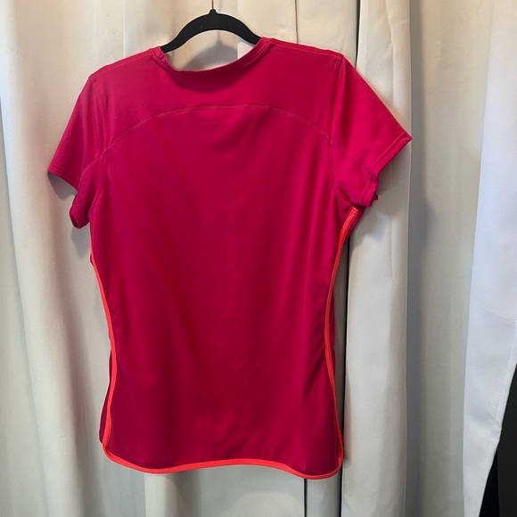 Nike Pink Fitted Short Sleeve Tee - Picture 4 of 4